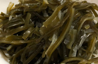 Салат из ламинарии (морской капусты))